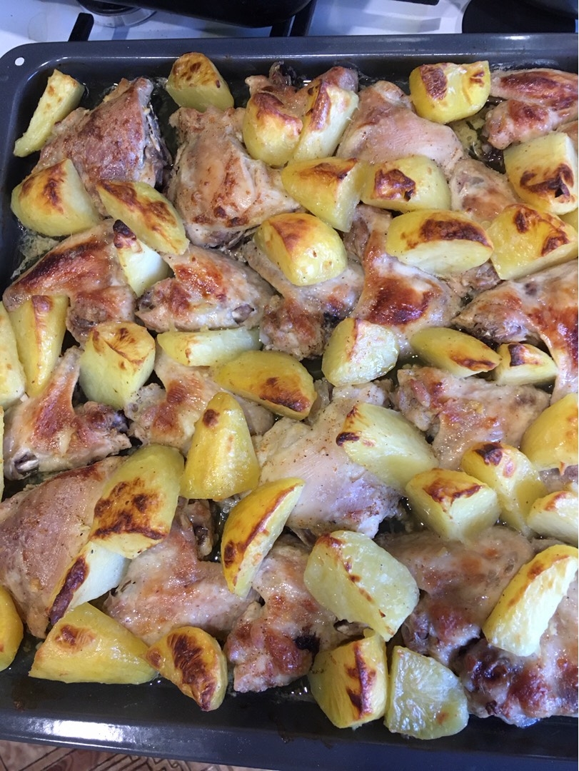 Куриные ножки с картошкой в духовке - 10 рецептов с фото пошагово