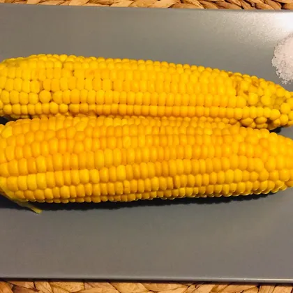 Молодая отварная кукуруза 🌽