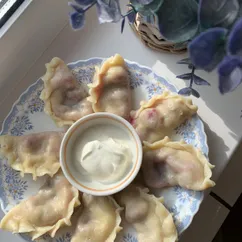 Вареники с вишней