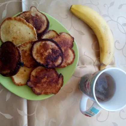 Банановые оладьи к завтраку