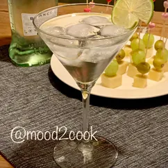 Коктейль Martini Bianco & Tonic