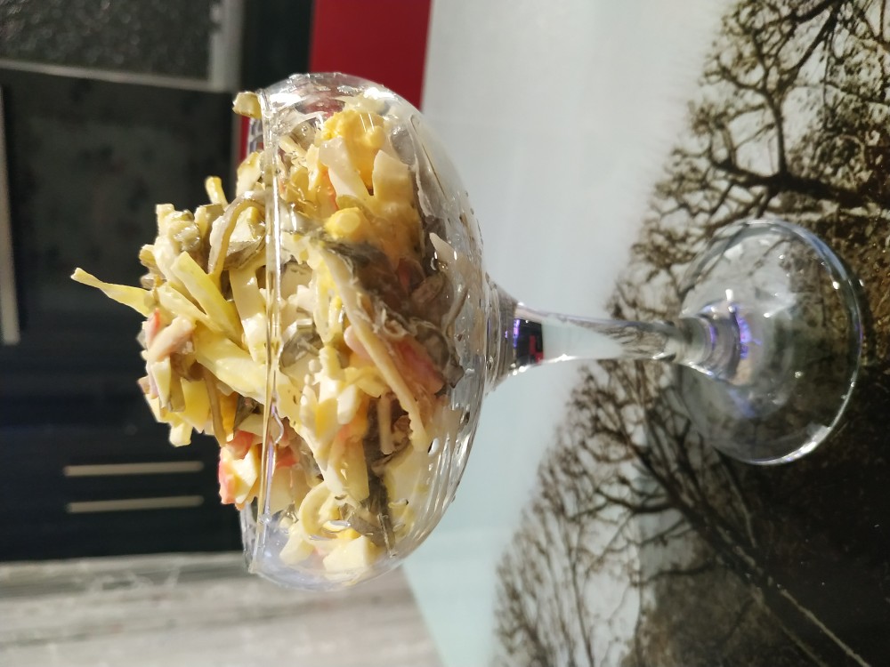 Салат с морской капустой
