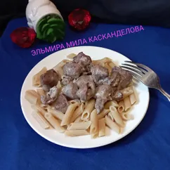 Куриные сердечки в сметане 