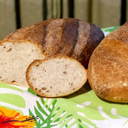 Деревенский французский хлеб (на закваске)