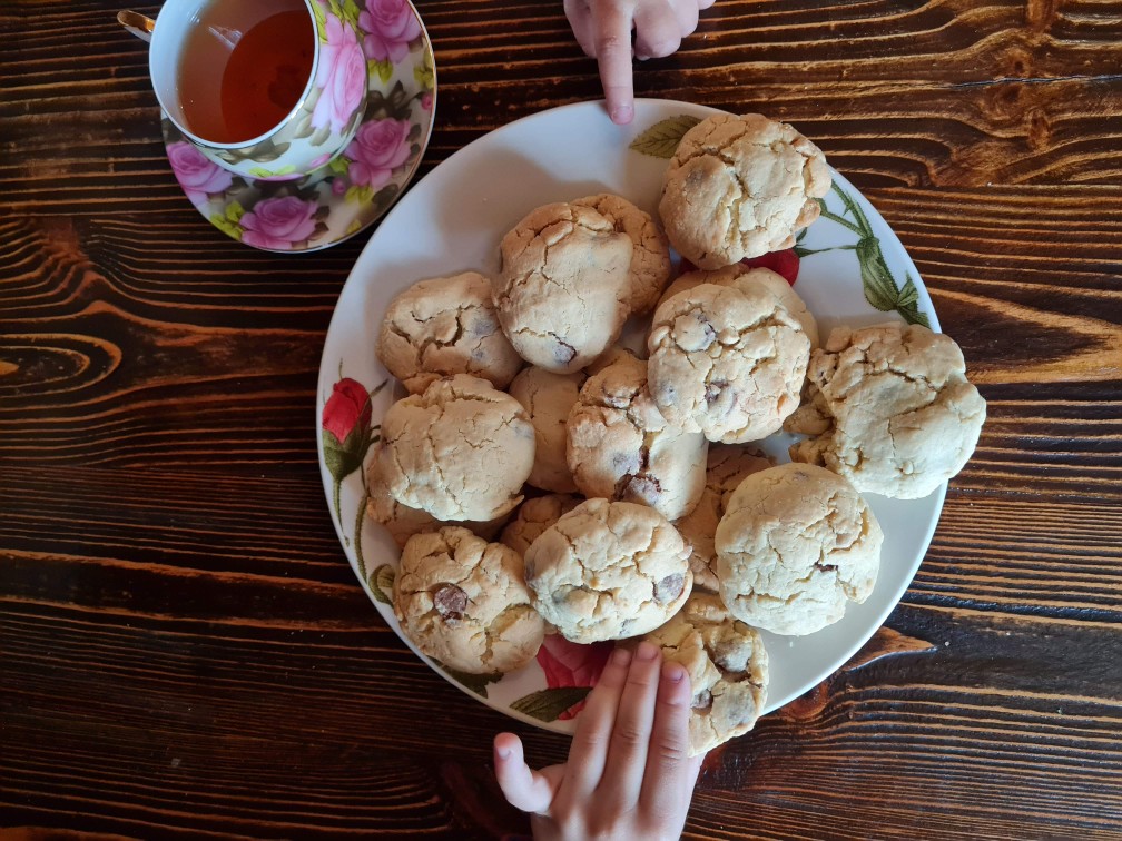 Печенье с арахисом и шоколадом