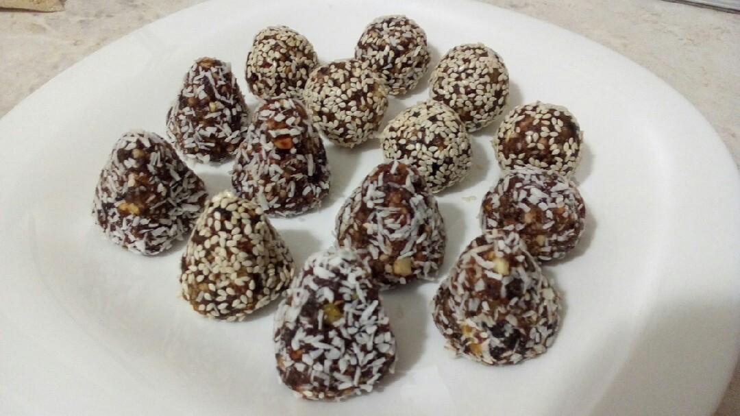 Шоколадные конфеты Родные Просторы с нежной начинкой с фундуком, 200 гр.