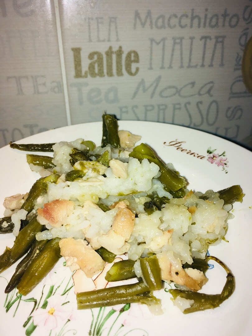 Рис с фасолью и курицей