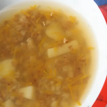 Гречневый суп на луковом бульоне