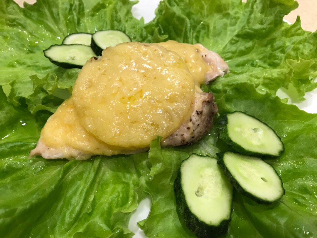 Куриная грудка под ананасом