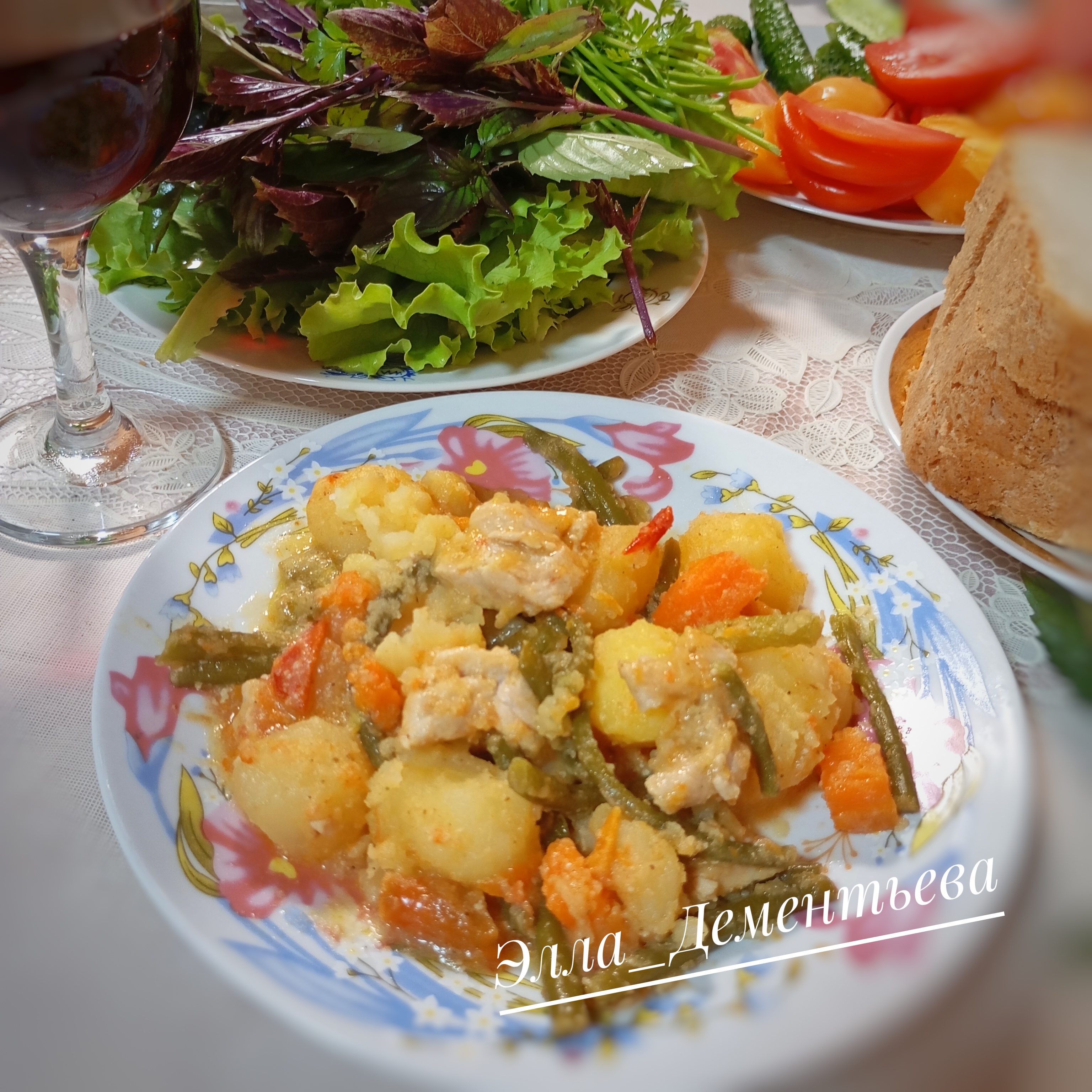 Свинина с овощами в казане