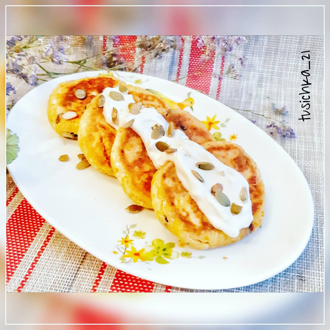 Сырники с морковью и изюмом🍴