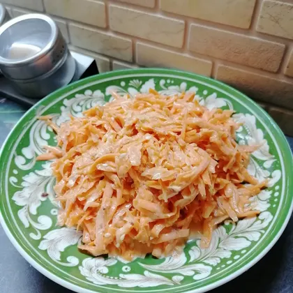 Салат морковный сладкий