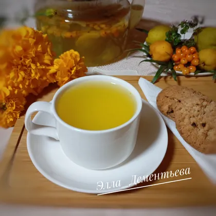 Напиток из облепихи и айвы с душистыми травами