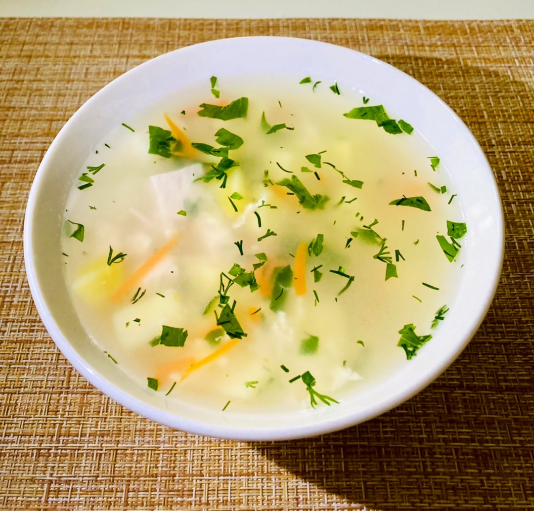 Суп из индейки с рисом и яйцом