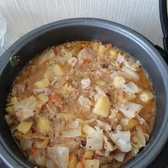 Тушёная картошка с капустой