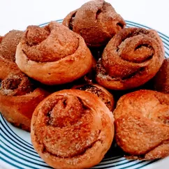 Булочки с корицей