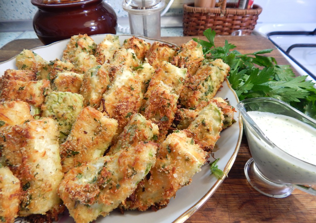 Кабачки в сырной панировке