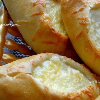 Пиде (Pide) турецкие с творогом и сыром