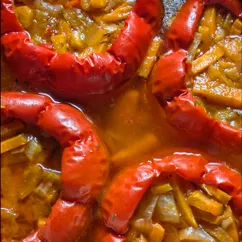 Болгарский перец, фаршированый овощами