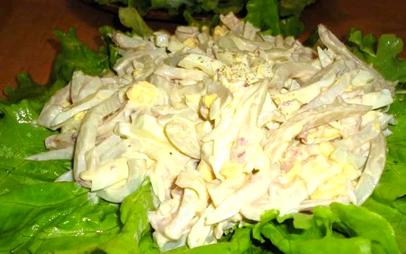 Нежный салат с сыром