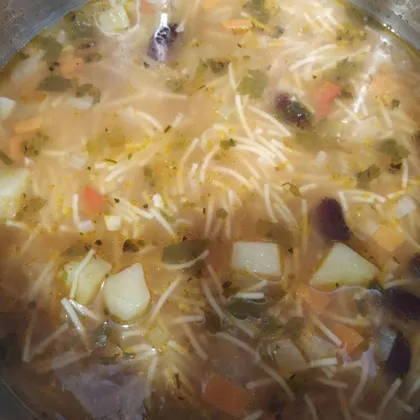 Суп с вермишелью и фасолью