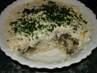 Салат из лисичек с гребешками