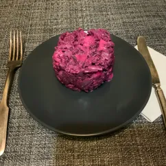 Салат из свеклы с сельдью 