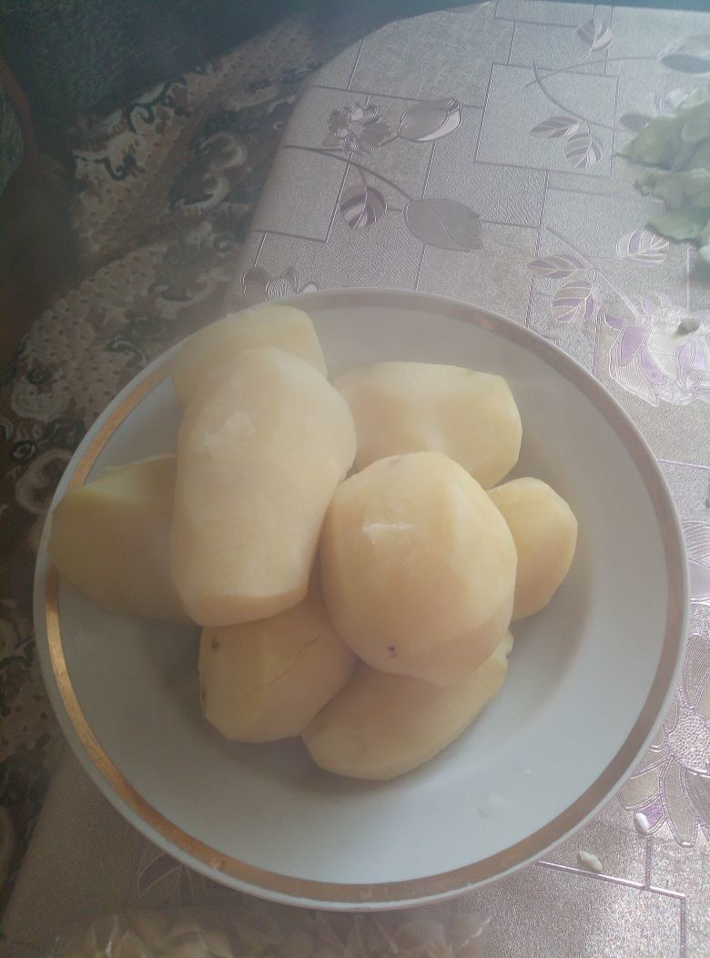 Отварная картофель
