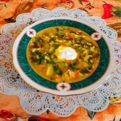 Суп из щавеля с копченой курицей