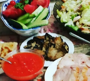 Баклажаны с орехами