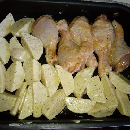 Курица запечённая с картофелем