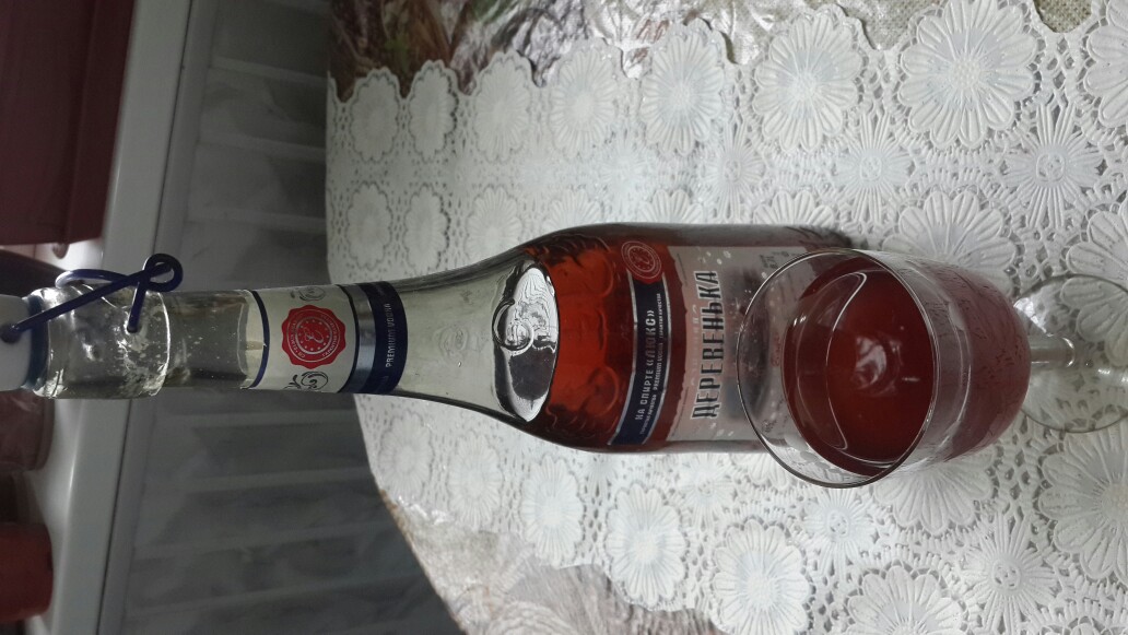 Вино из лепестков роз