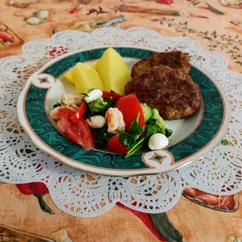 Нежные и сочные котлеты с  кабачком 