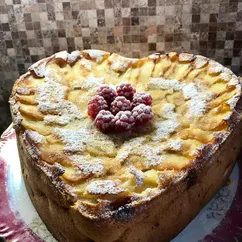 Шарлотка с яблоками