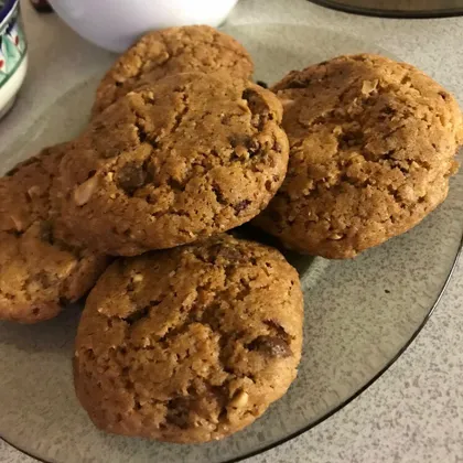 Печенья с шоколадом и орехами 🍪