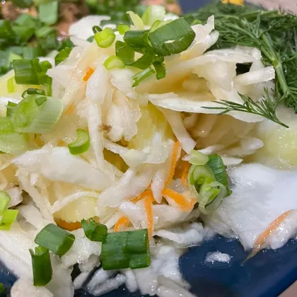 Салат из квашеной капусты и картошки «Простушка»