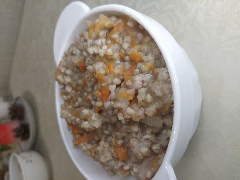 Зелёная гречка с овощами
