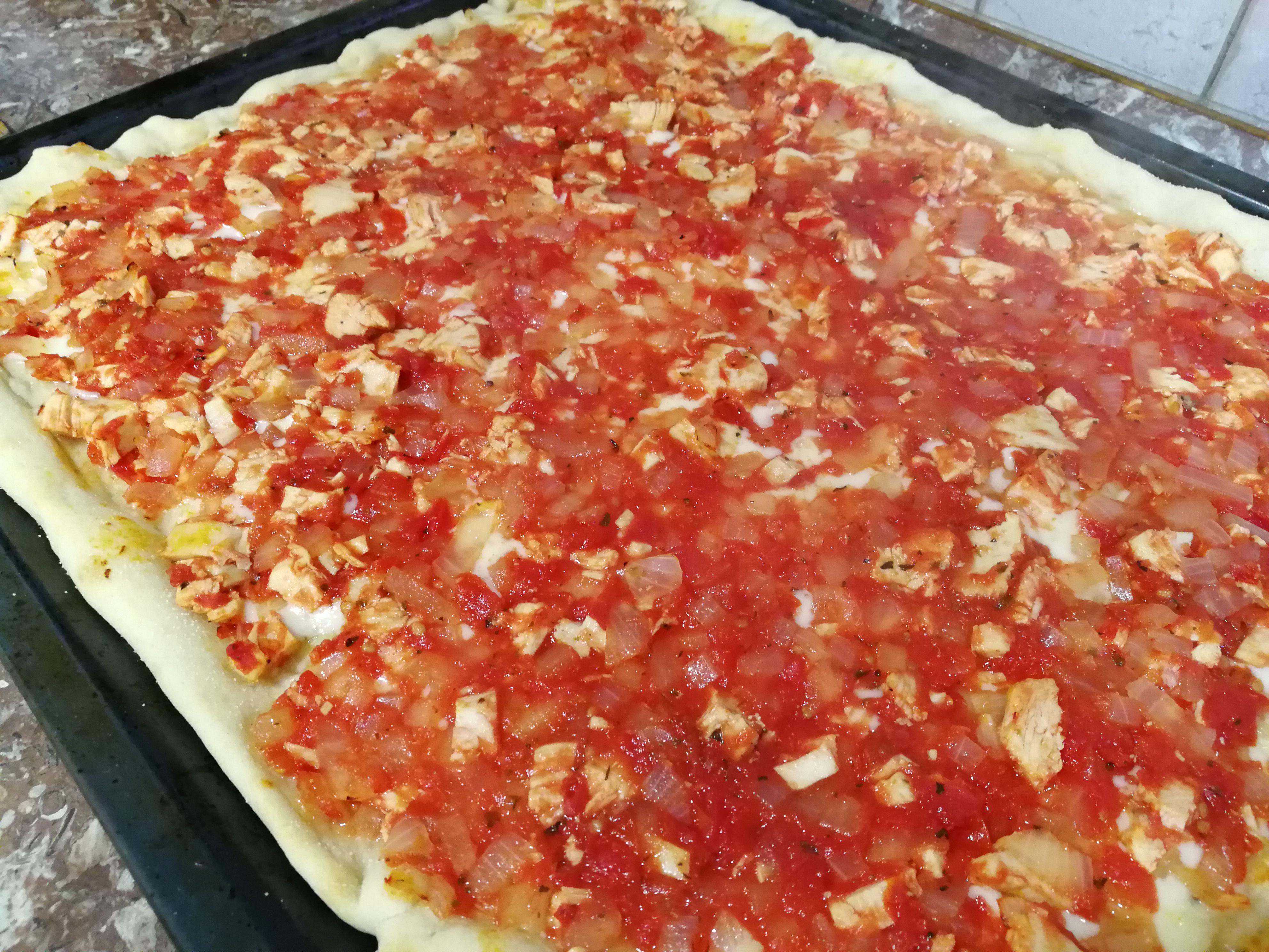 Пицца с курицей и ананасом — пошаговый рецепт с фото
