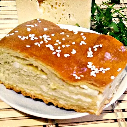 Дрожжевой пирог с сыром
