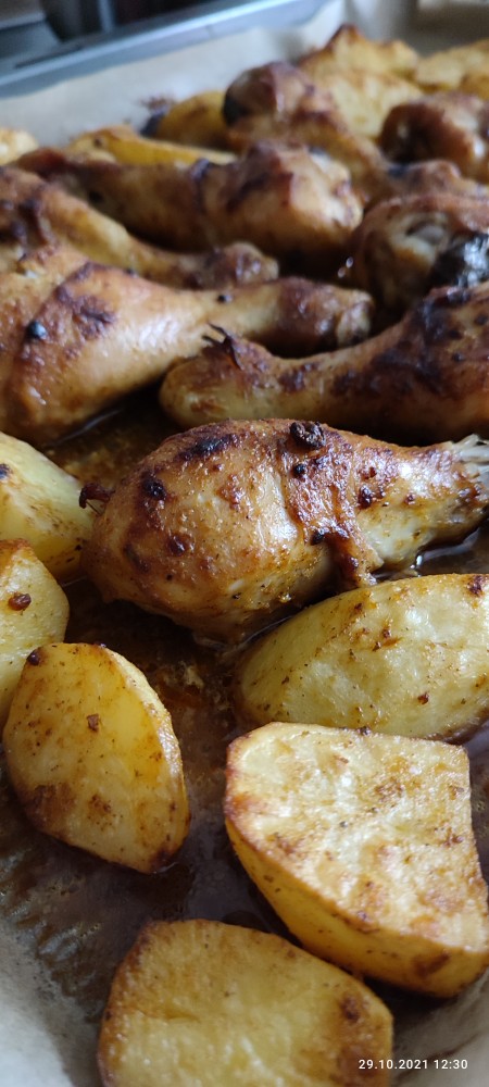 Картошка с куриной голенью в духовке – пошаговый рецепт с фото