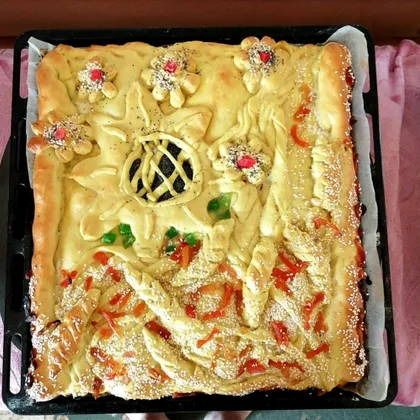 Пирог с творогом, цукатами, курагой, маком и кунжутом