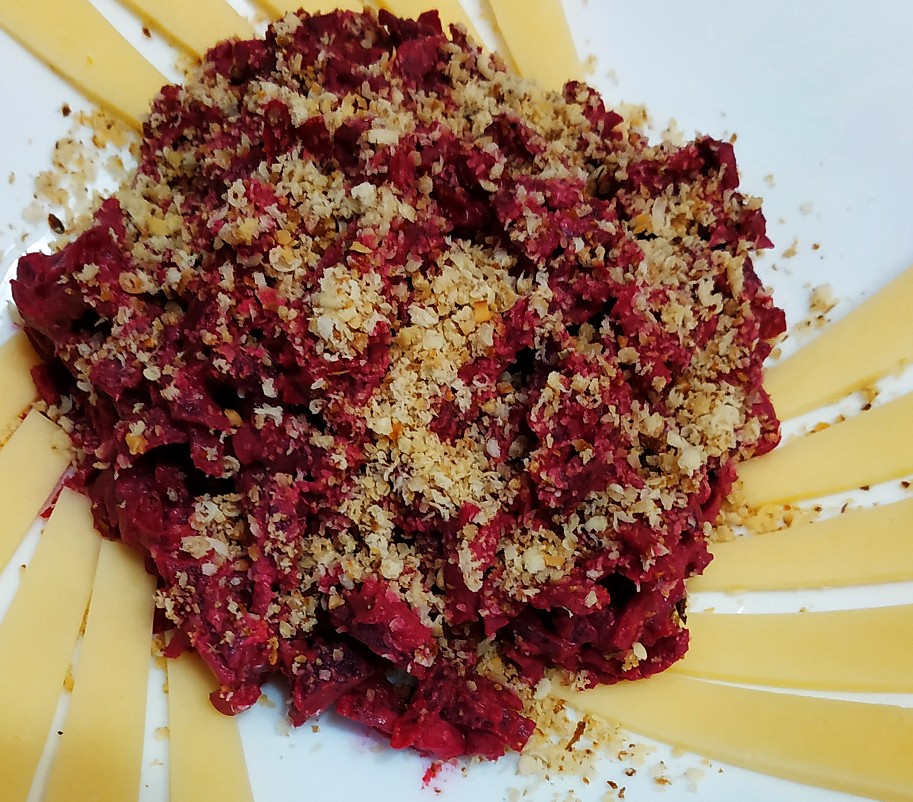 Салат из варёной свёклы