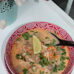 Домашний Том Ям с морепродуктами