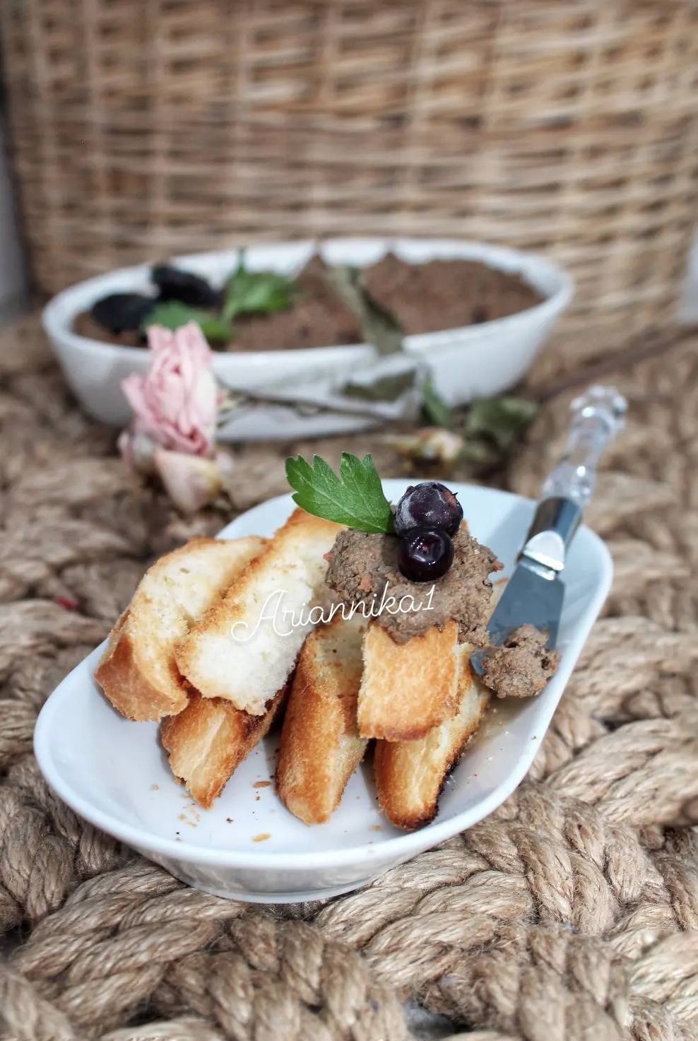 Паштет куриный с черносливом и нотками розмарина