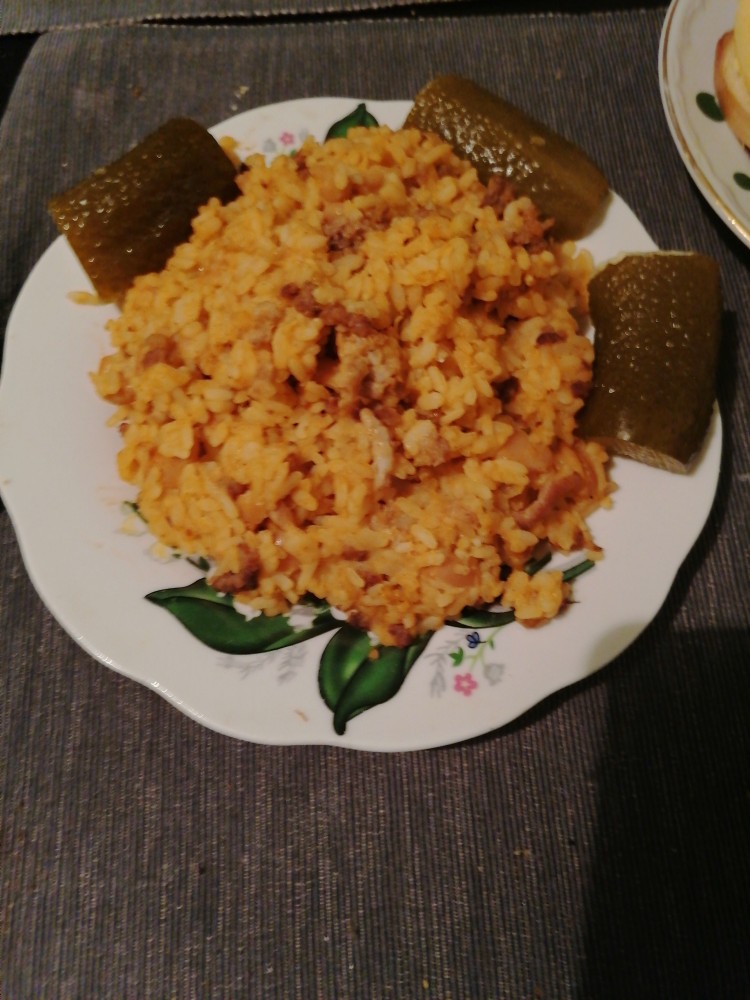 Острый рис с фасолью и фаршем