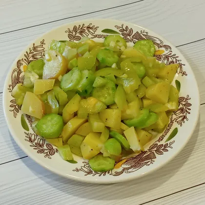 Салат с картошкой, огурцами и сладким перцем