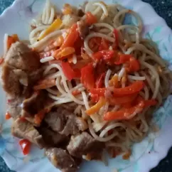 Лапша wok из свинины