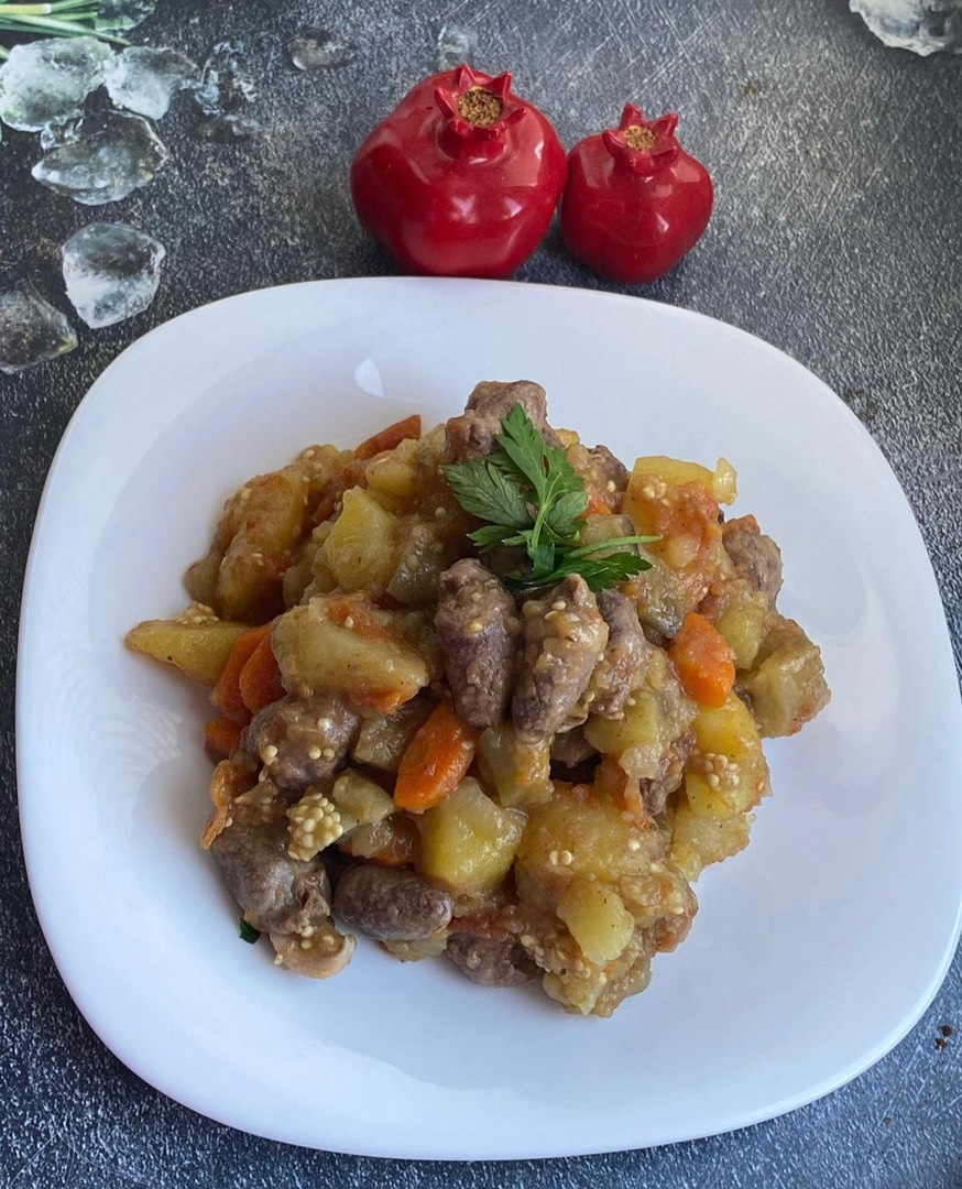 Овощное соте с куриными сердечками в мультиварке