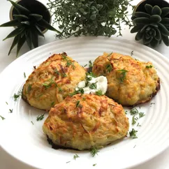 Диетические колдуны из картофеля и куриного фарша 