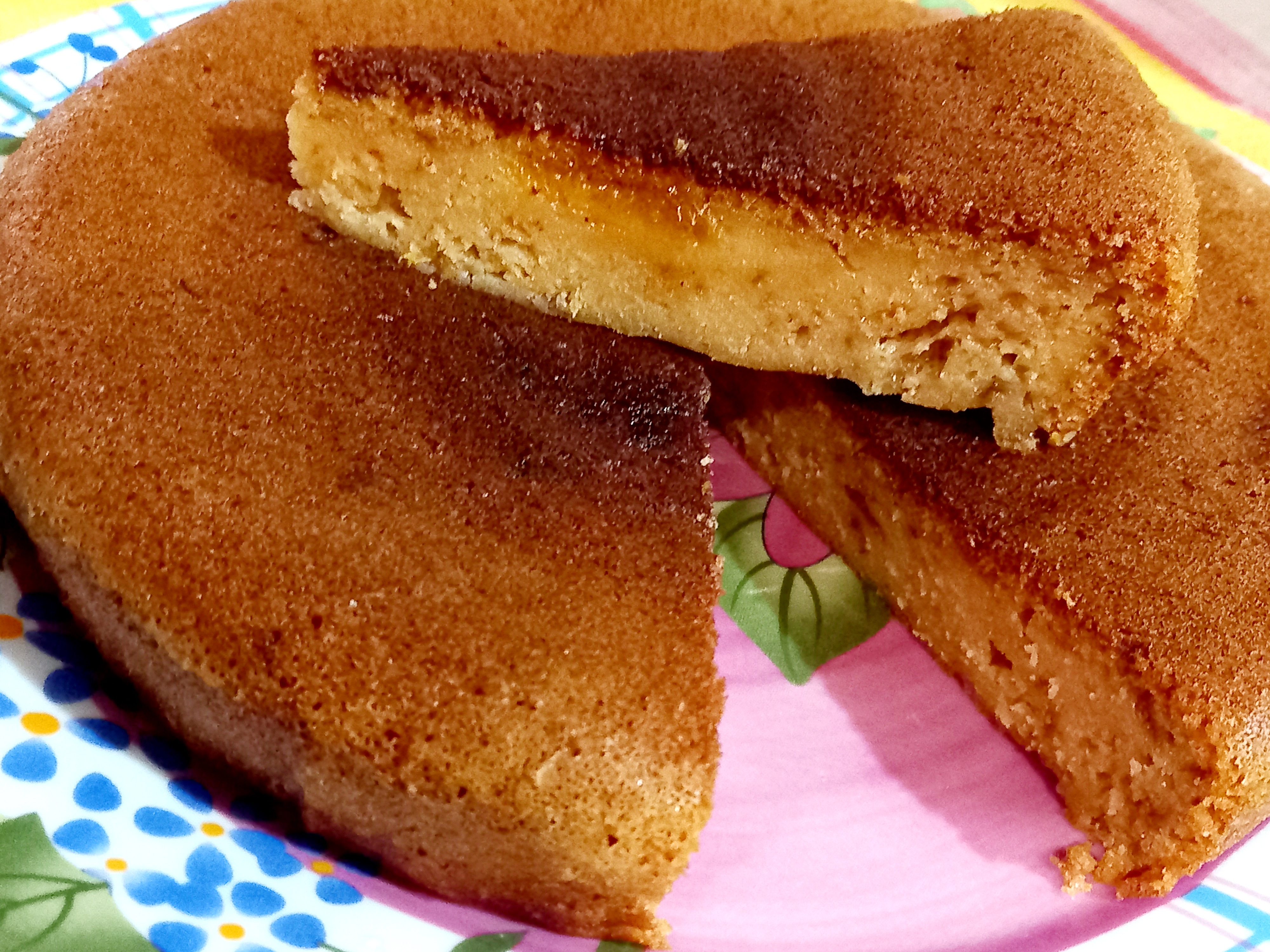 Пирог со сливовым вареньем